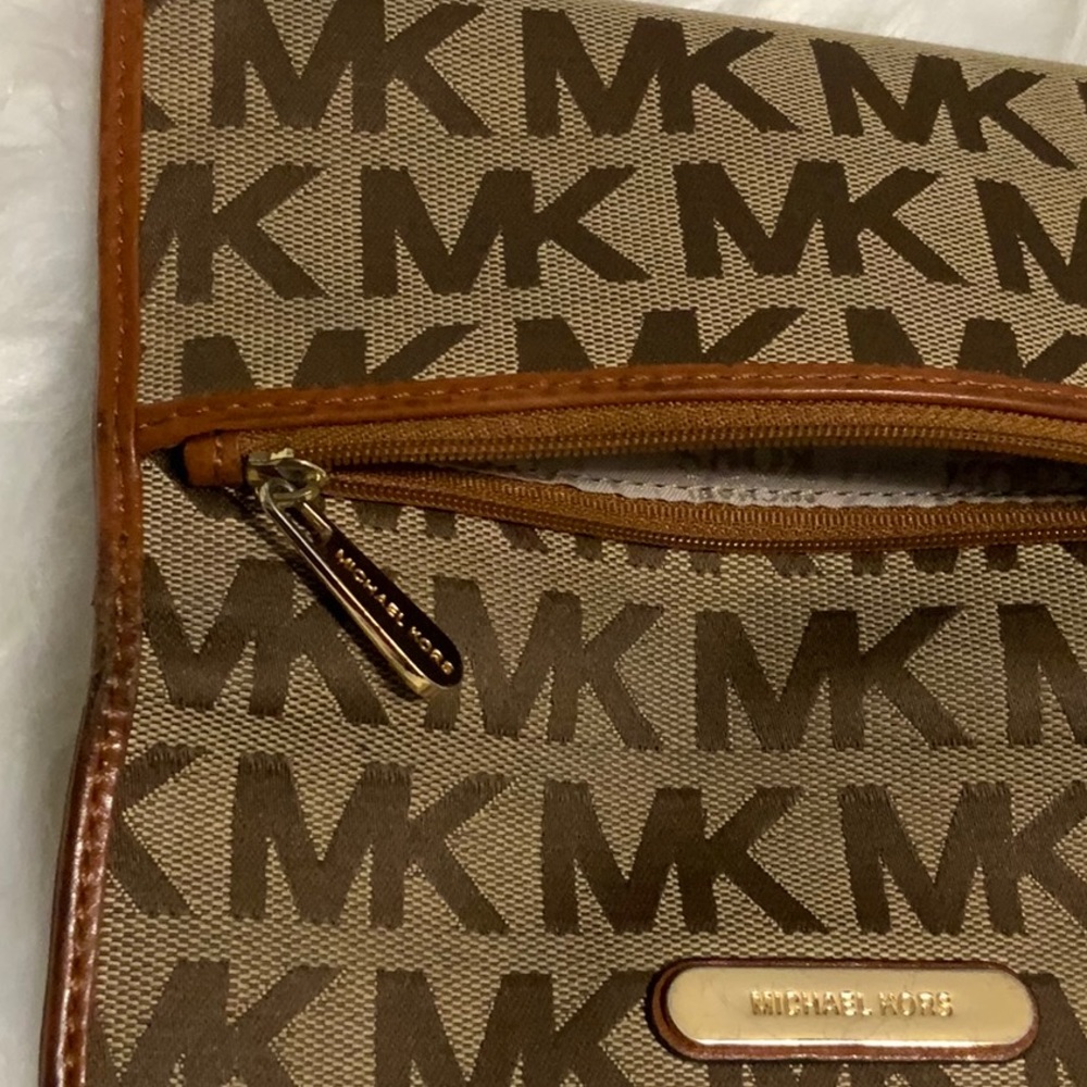 👜Vintage MICHAEL KORS monogram canvas wallet👛 - Picture 5 of 16